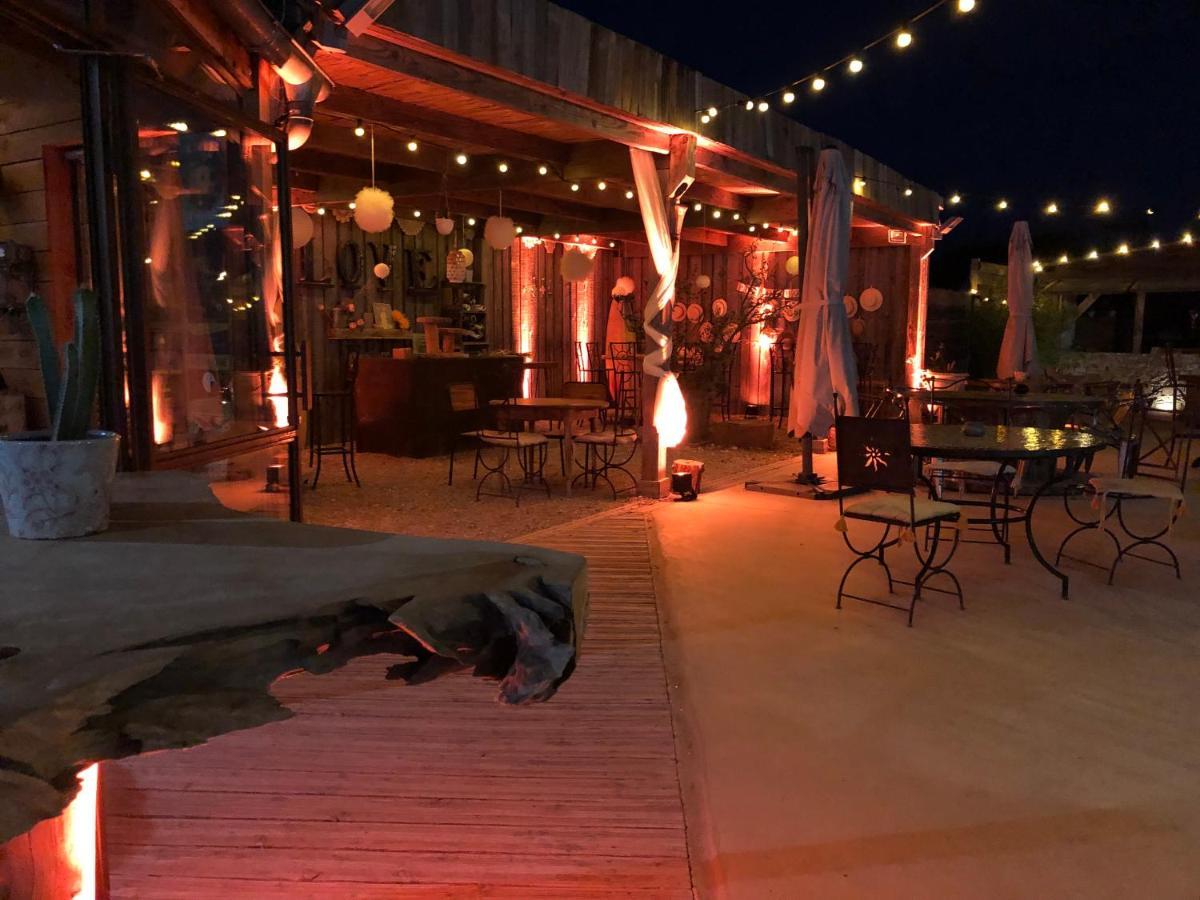 Lodges En Provence - Ecogites & Restaurant Insolites Richerenches Eksteriør bilde