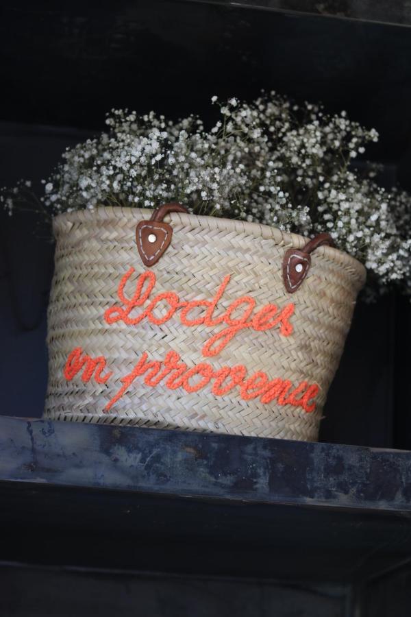 Lodges En Provence - Ecogites & Restaurant Insolites Richerenches Eksteriør bilde